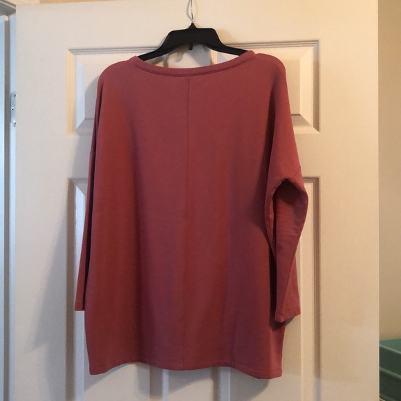 Light pink sweater top - Picture 2 of 4